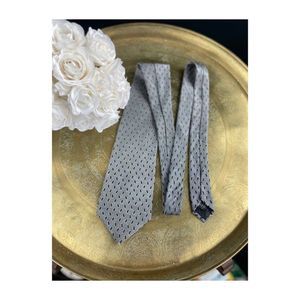 Trump Arrow Silk Grey Geometric Neck Tie